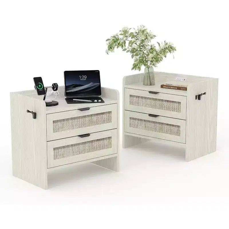 Set di 2 comodini in vimini con stazione di ricarica Type-C e 2 cassetti